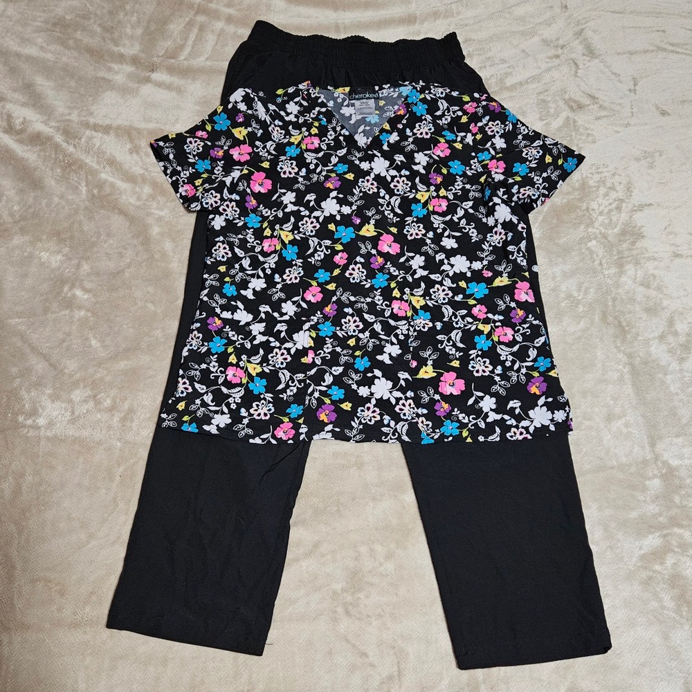 Womens Scrub Set Medium Black Floral V-Neck Top Large Black Pants